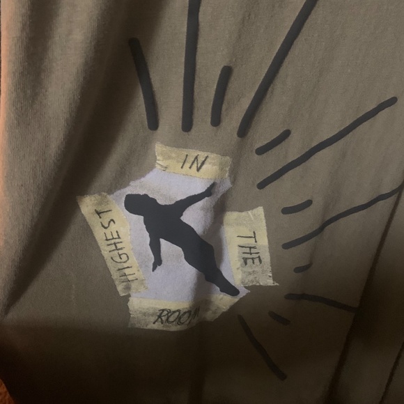 Travis Scott -  'Highest In The Room'  Olive T - Picture 3 of 4